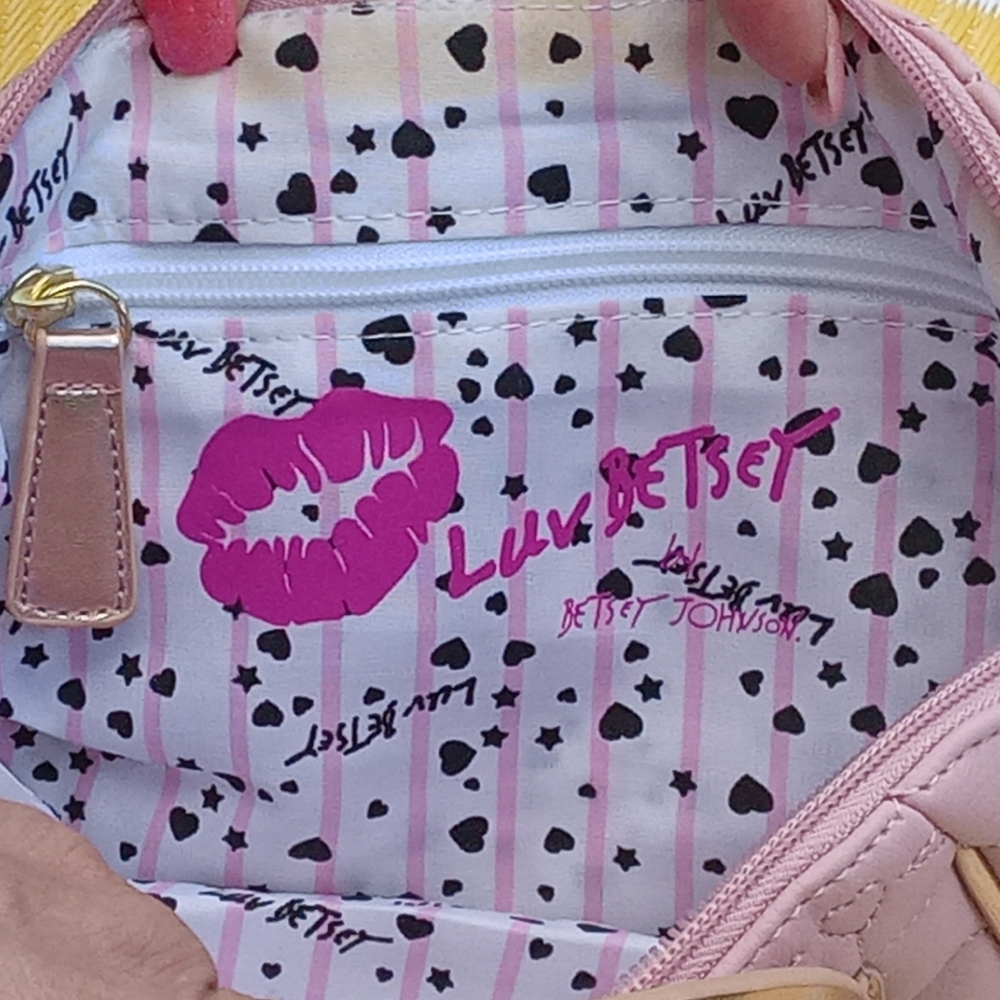 Betsey Johnson Pink kitty cat purse bag quilted rose gold kittens blush handbag